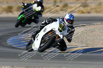 media/Jan-09-2022-SoCal Trackdays (Sun) [[2b1fec8404]]/Turn 11 (935am)/